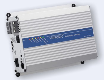 Votronic VAC 1220 : 12V 20A